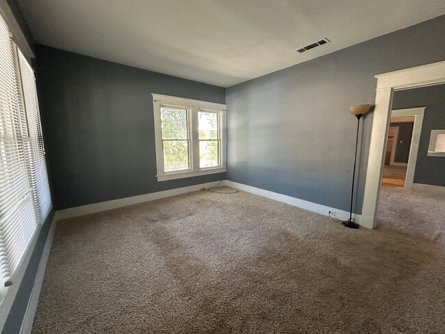 Building Photo - Spacious Shreveport Gem