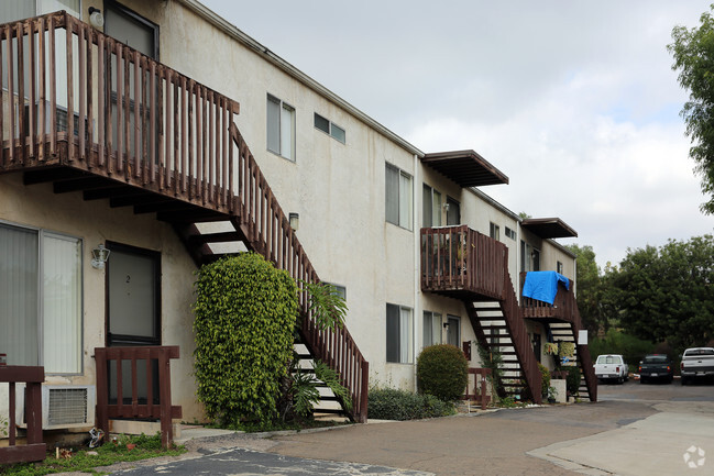 Foto del edificio - Casa De Oro Senior Apartments