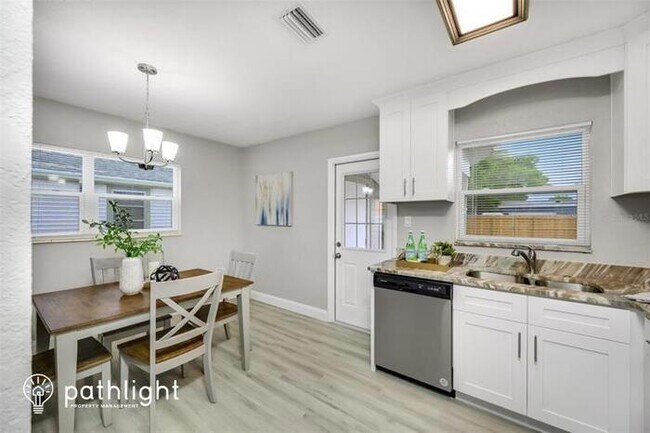 Building Photo - 4673 75Th Avenue N, Pinellas Park, FL, 33781