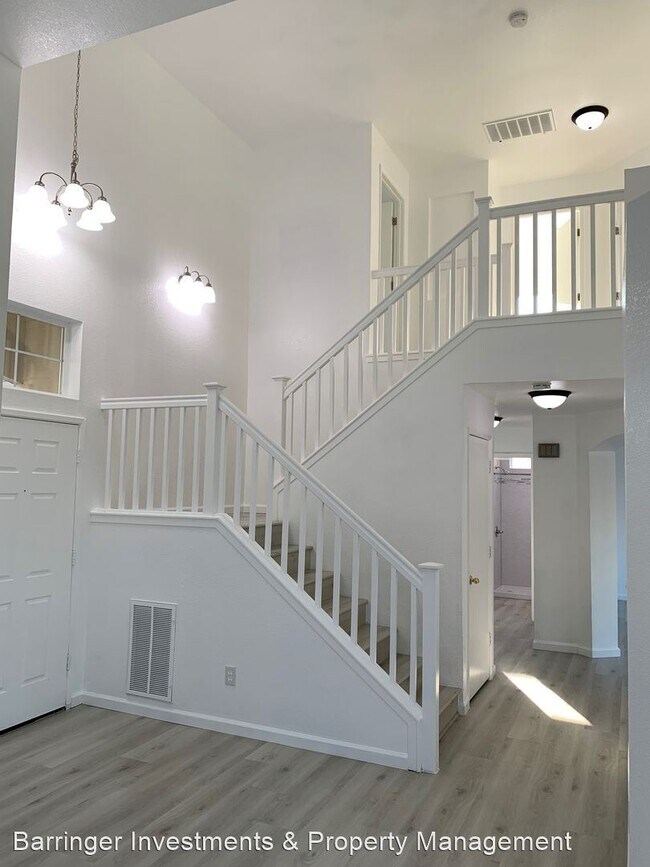 Foto del edificio - 4 br, 3 bath House - 1833 Houston Ave