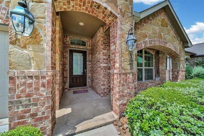 Building Photo - 21283 Lily Springs Dr