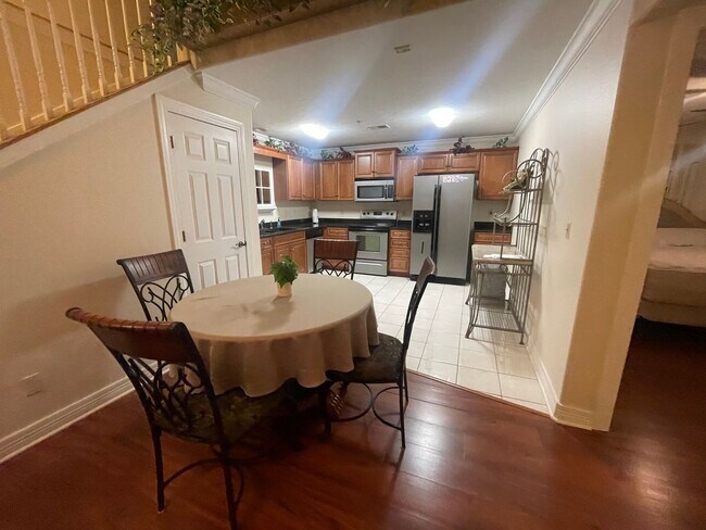 Foto del edificio - Furnished 3 bedroom 3 bath Apartment in Morningside Community, Blue Eye MO