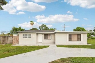 Building Photo - 6546 SW 21st St