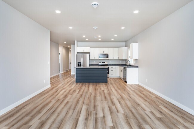 Foto del edificio - 6710 68th St S
