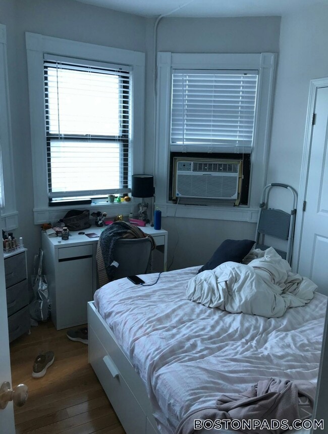 Foto del edificio - 91 Westland Ave