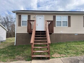 Building Photo - 204 B Arkansas Ave