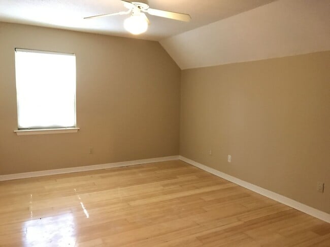 Building Photo - Downtown Fairhope - Walking Distance to Fa...