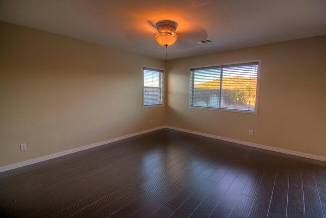 Building Photo - 23434 Badger Creek Ln