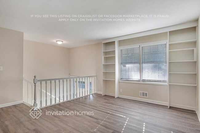 Building Photo - 4424 Malibu Dr