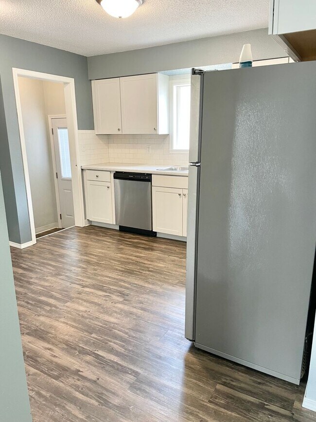 Foto del edificio - 2 Bedroom 1 Bath Duplex - South Fargo
