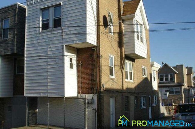 Foto del edificio - 7128 Marsden St