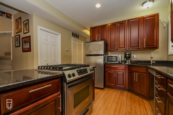 Foto del edificio - 1443 N Washtenaw Ave