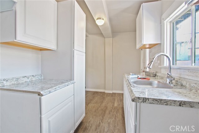 Foto del edificio - 1086 Lime Ave