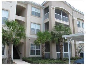 Building Photo - 3001 Laurel Park Ln