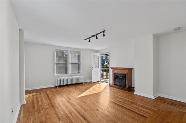 Foto del edificio - 35 Thurston Ave
