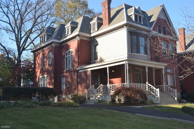 Building Photo - 2923 Fairfield Ave