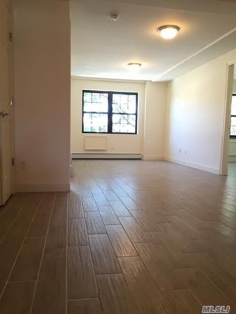 Foto del edificio - 47-10 104th St