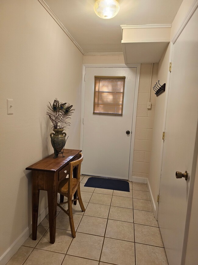 Building Photo - 3212 Fairforest Pl