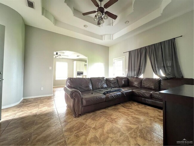 Foto del edificio - 3404 N Robin Ave