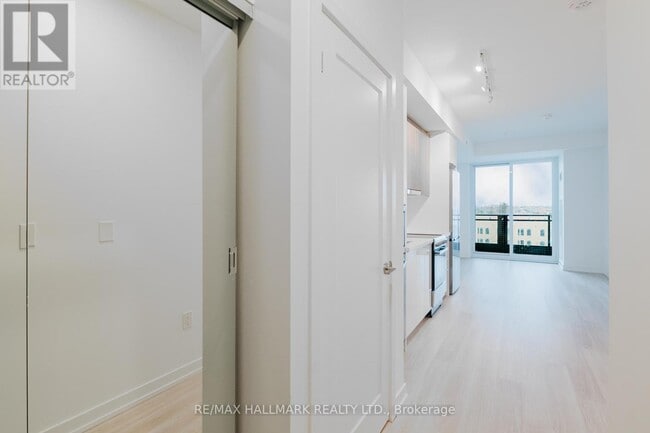 Photo du bâtiment - 9763 Markham Rd