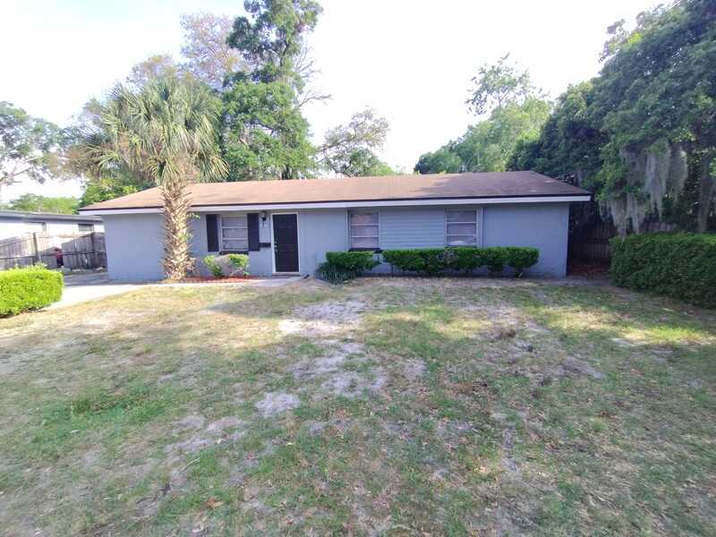 Primary Photo - 2518 Drake Ave