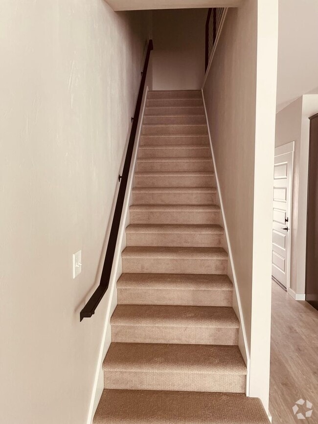 Building Photo - 4396 Brookside Ln