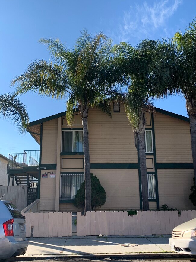 4068 44th st Unit 207, San Diego, CA 92105 4068 44th st San Diego, CA