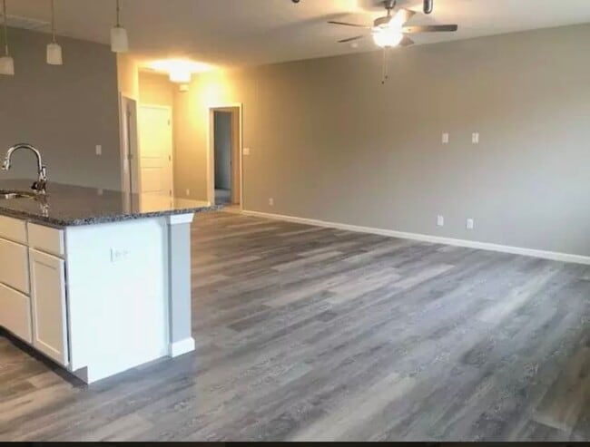 Building Photo - WEST LAFAYETTE..3 Bed 2 Bath plus office/den