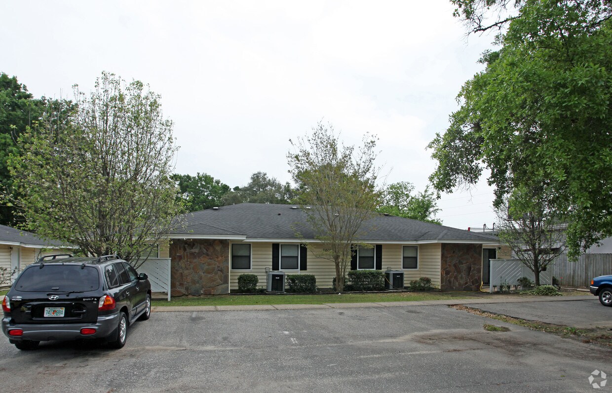 Foto del edificio - 7000 Lanier Dr