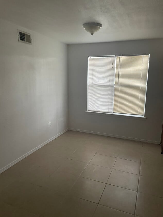 Bedroom - 1638 Starboard Dr