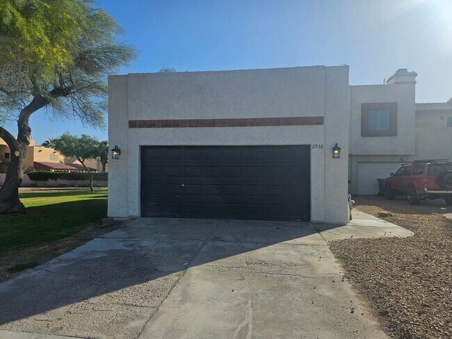 Building Photo - 3 Bedroom Home Located in Palo Verde Meadows