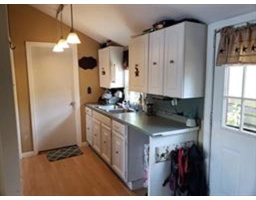 Building Photo - 17 Pine Trail