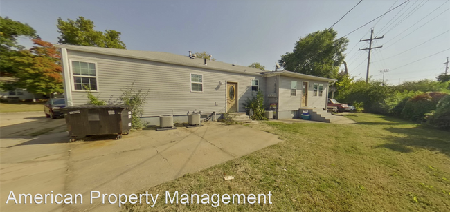 Building Photo - 1817 Hunting Ave