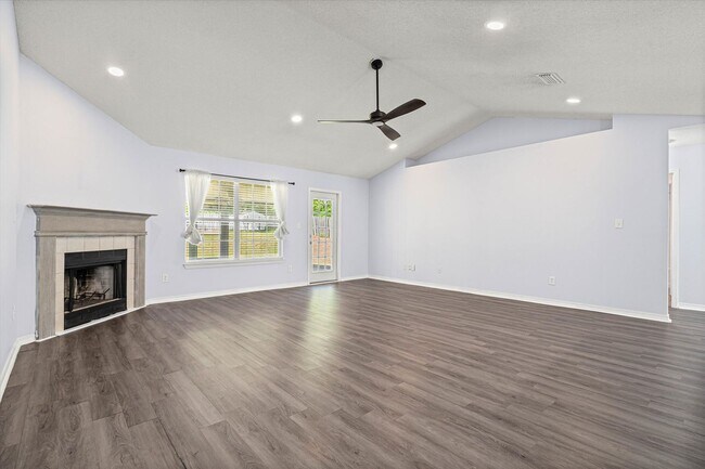 Building Photo - 28491 Turkey Branch Dr