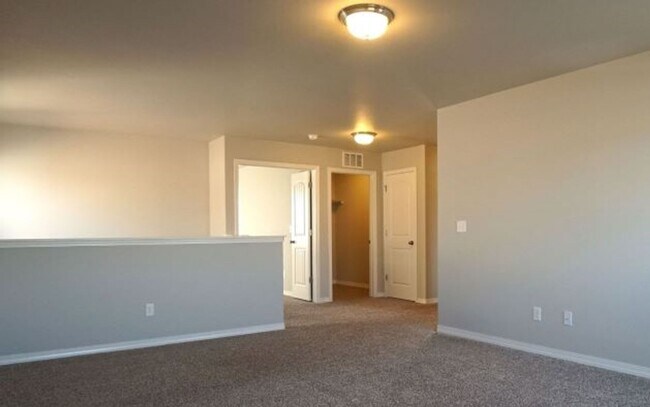 Foto del edificio - 8046 Misty Moon Drive