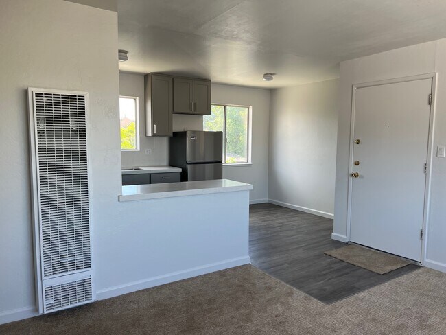 Foto del edificio - 1576 Pacific Ave