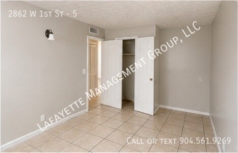 Foto del edificio - 2862 W 1st St