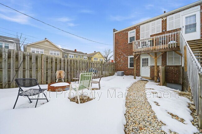 Foto del edificio - 2536 Adams Ave