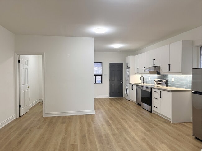 Building Photo - 630 Vaughan Rd