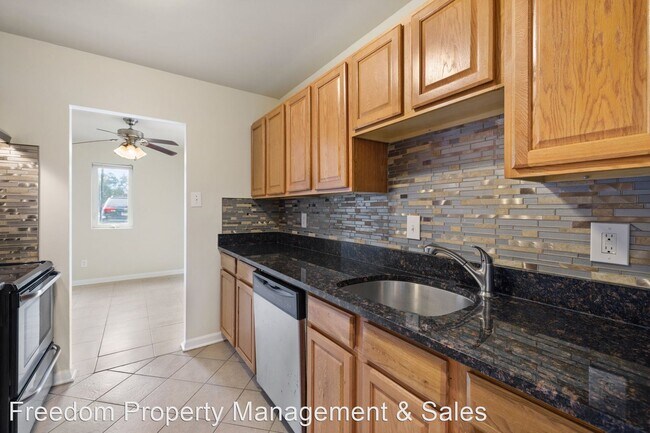 Building Photo - 3 br, 2 bath House - 7600 Gales Ct Unit 001