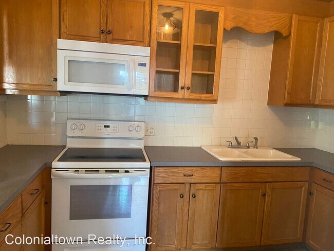Foto del edificio - 2 br, 1 bath House - 201 Hillside Ave