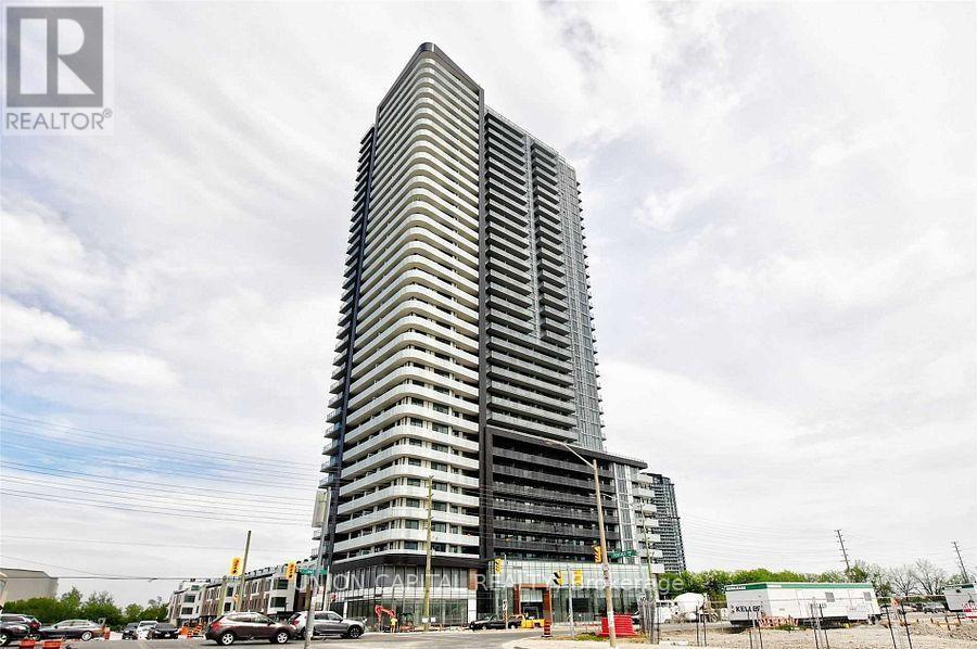 Photo principale - 7895-7895 Jane St