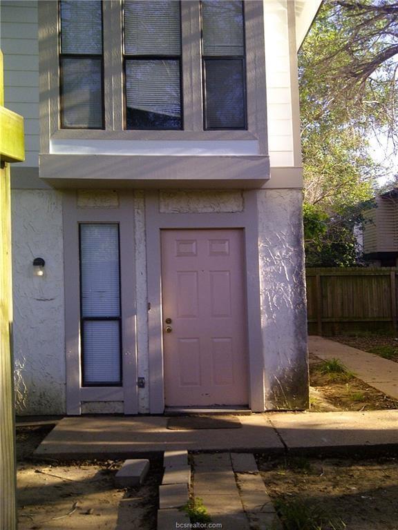 Foto principal - 1524 Hawk Tree Dr