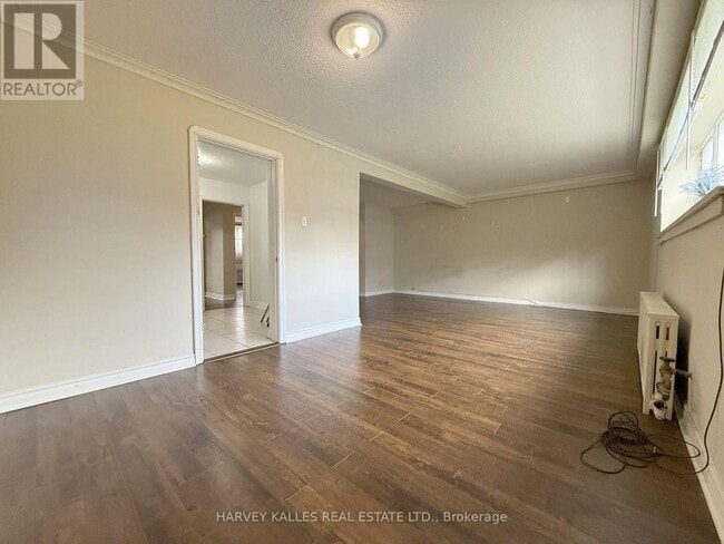 Building Photo - 88 Trethewey Dr