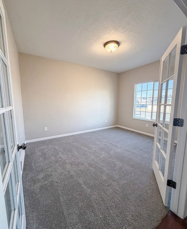 Building Photo - 2280 N 2350 W