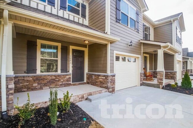 Building Photo - 1093 Neeleys Bend E