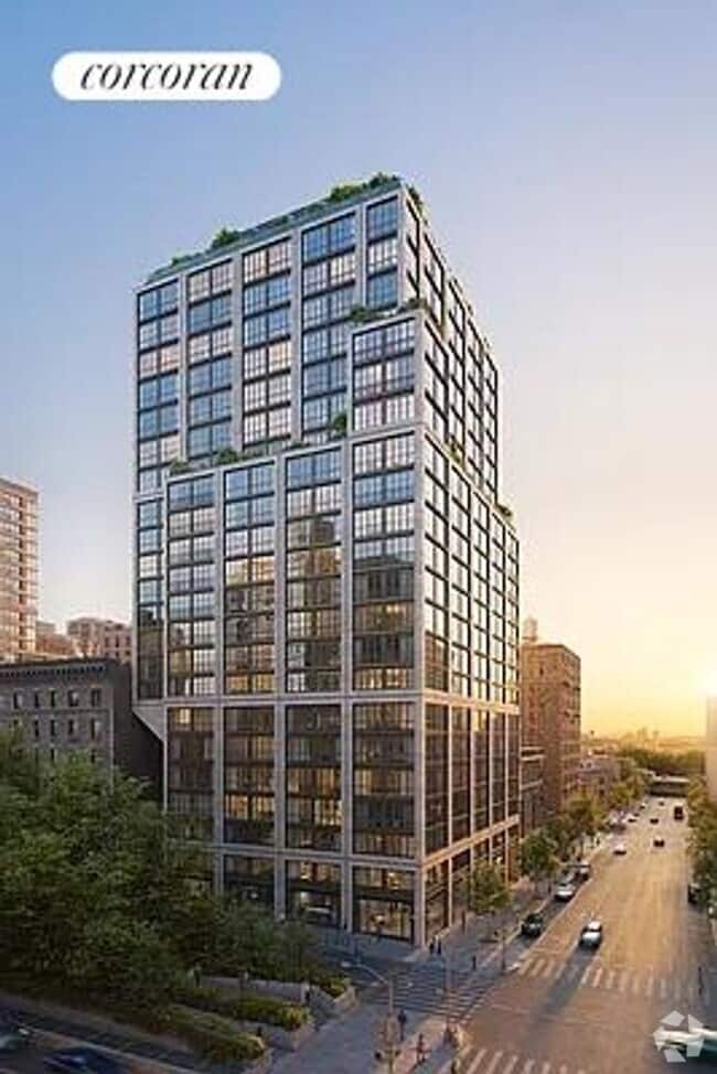 Building Photo - 250 W 96th St