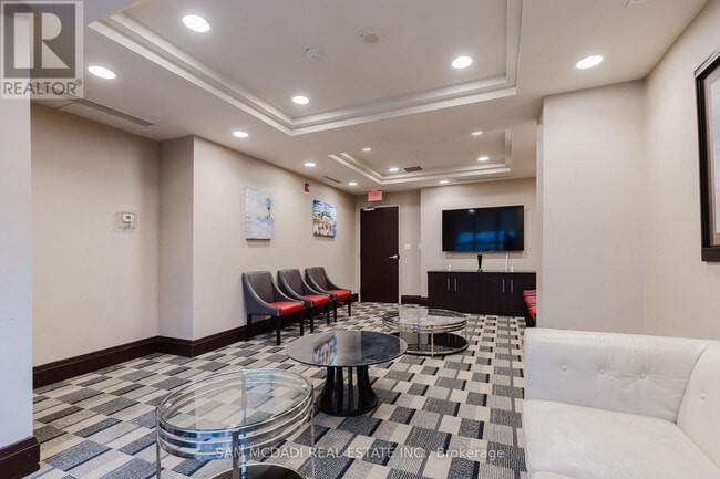 Building Photo - 208 Enfield Pl