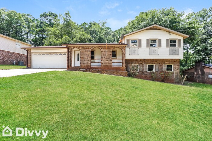 Primary Photo - 106 Parkwood Dr