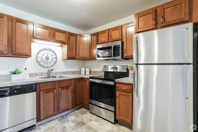 Maravillosas cocinas. - Cedar Ridge Senior Apartments